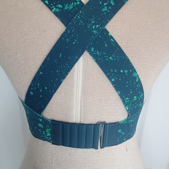 NWT Athleta Crossover Reversible Bra XS - Picture 10 of 13